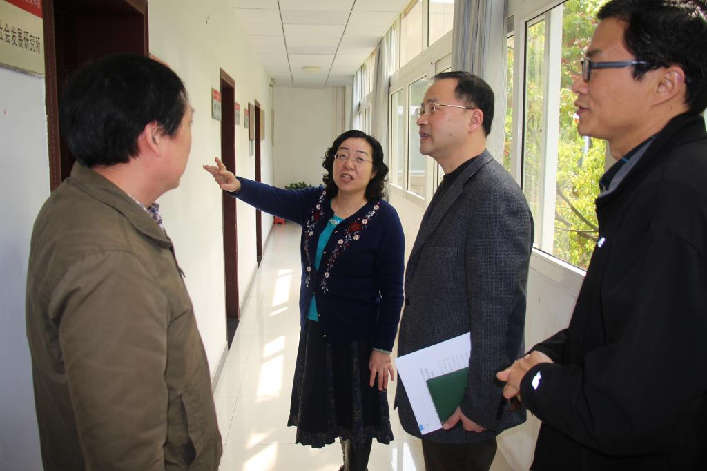 校党委书记何光彩赴必赢中国官方网站调研
